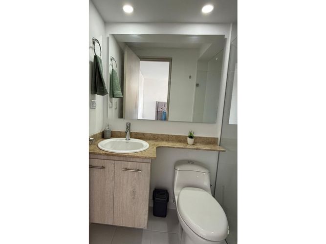 Apartamento de 3 alcobas en venta en Loma De La Doctora, Sabaneta, 72 m² · foto 13 de 18