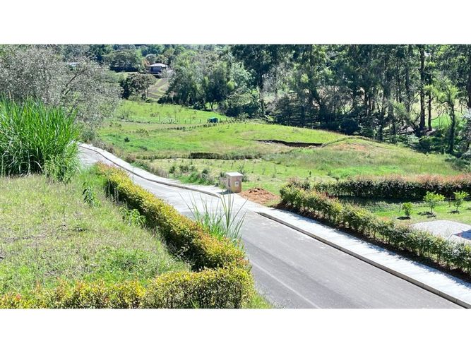 Lote en venta en Vilachuaga, Rionegro, 4116 m² · foto 10 de 20