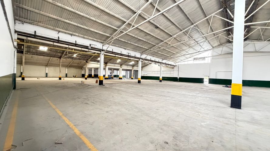 Bodega en arriendo en Salomia, Cali, 2579 m² · foto 5 de 24
