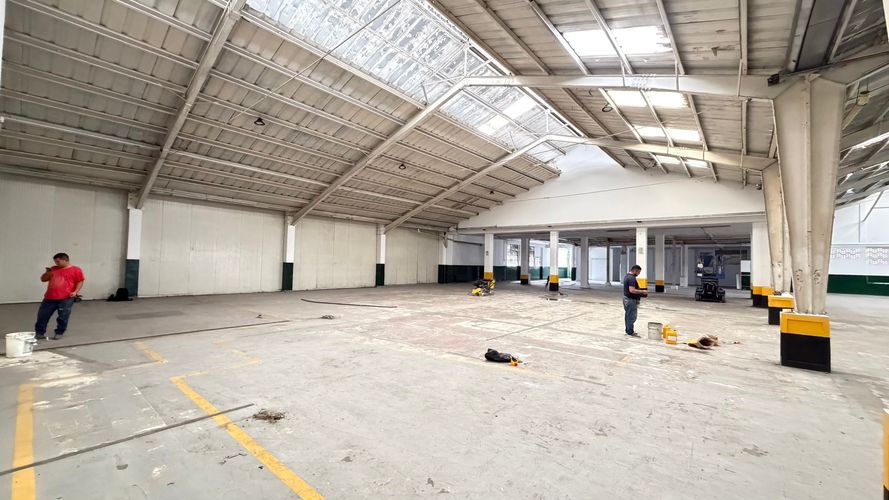 Bodega en arriendo en Salomia, Cali, 2579 m² · foto 6 de 24