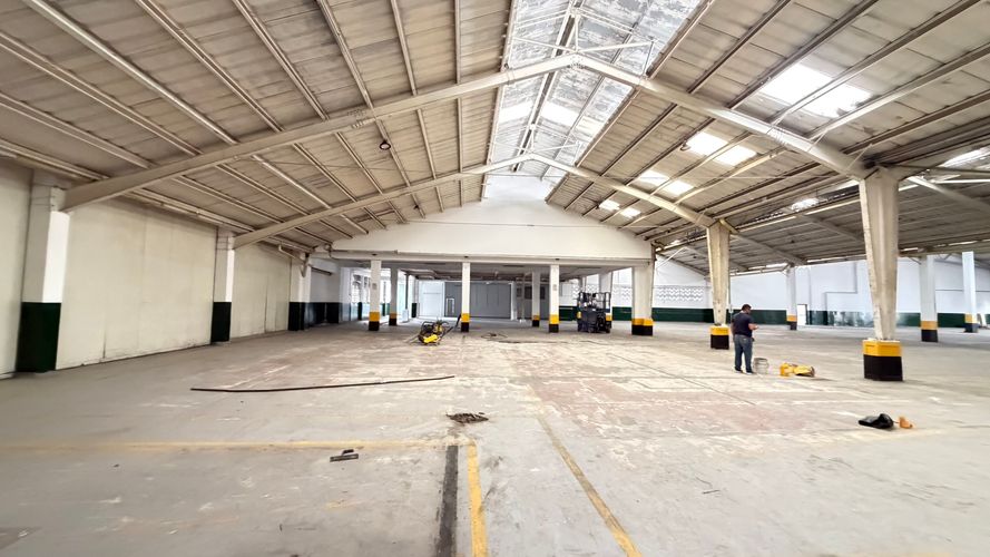 Bodega en arriendo en Salomia, Cali, 2579 m² · foto 7 de 24