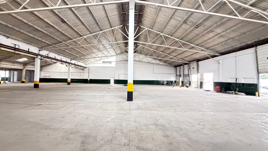 Bodega en arriendo en Salomia, Cali, 2579 m² · foto 16 de 24
