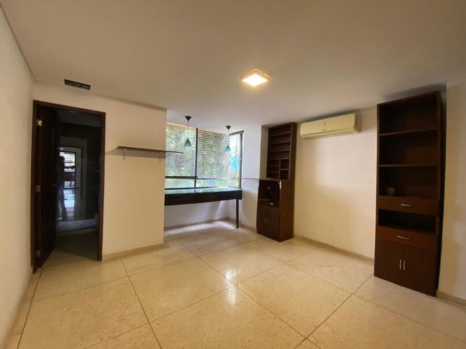 Apartamento de 3 alcobas en venta en Altos Del Prado, Barranquilla, 220 m² · foto 5 de 11