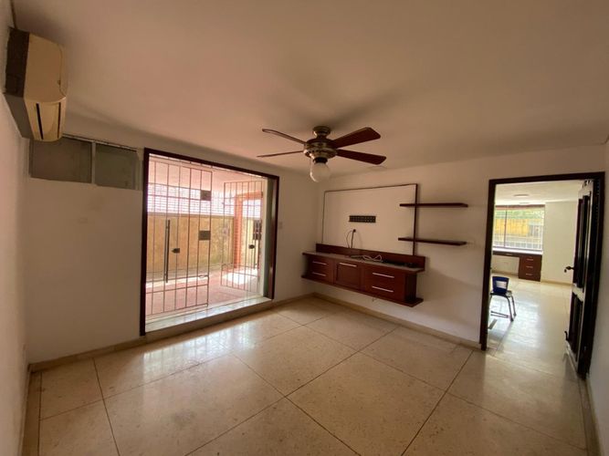 Apartamento de 3 alcobas en venta en Altos Del Prado, Barranquilla, 220 m² · foto 10 de 11