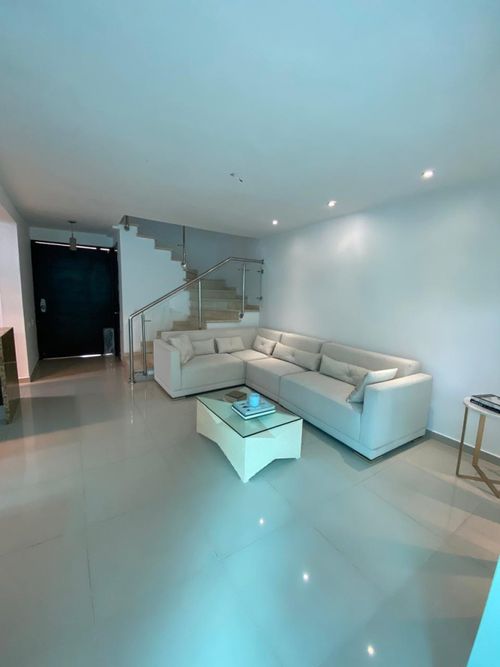 Casa de 3 alcobas en venta en Cr.La Castellana, Barranquilla, 168 m² · foto 2 de 12