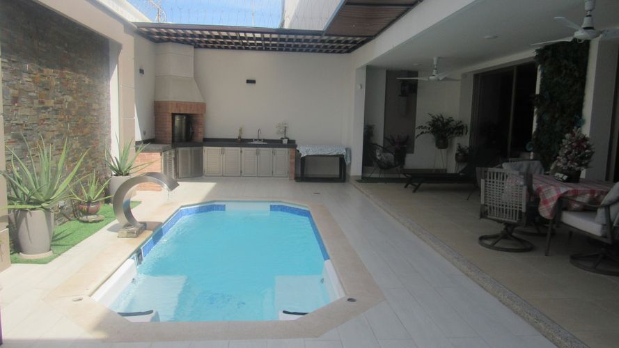 Casa de 4 alcobas en venta en Villa Campestre, Barranquilla, 400 m² · foto 8 de 24