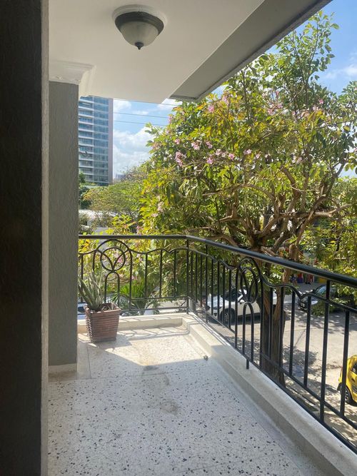 Apartamento de 3 alcobas en arriendo en Villa Del Este, Barranquilla, 100 m² · foto 2 de 5