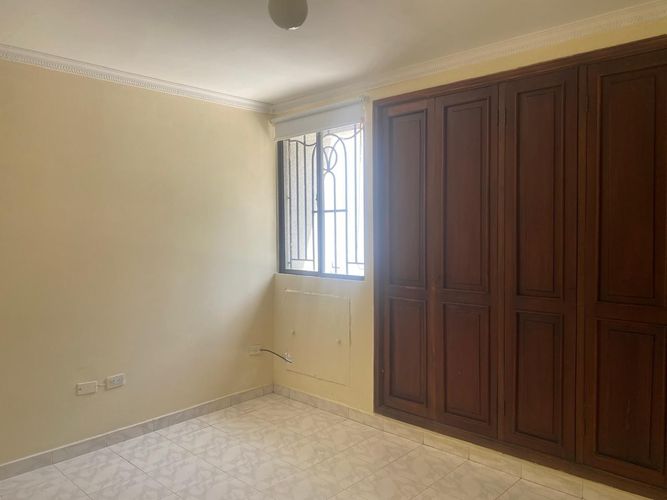 Apartamento de 3 alcobas en arriendo en Villa Del Este, Barranquilla, 100 m² · foto 3 de 5