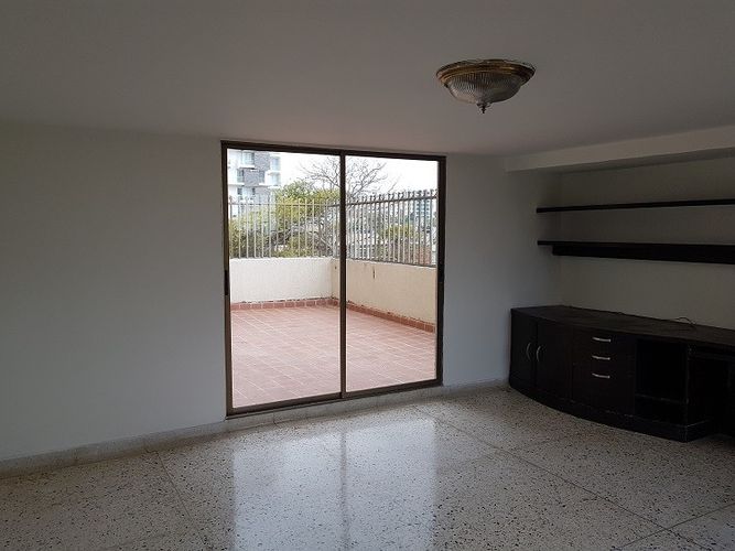 Apartamento en venta en Altos Del Prado, Barranquilla · foto 4 de 5