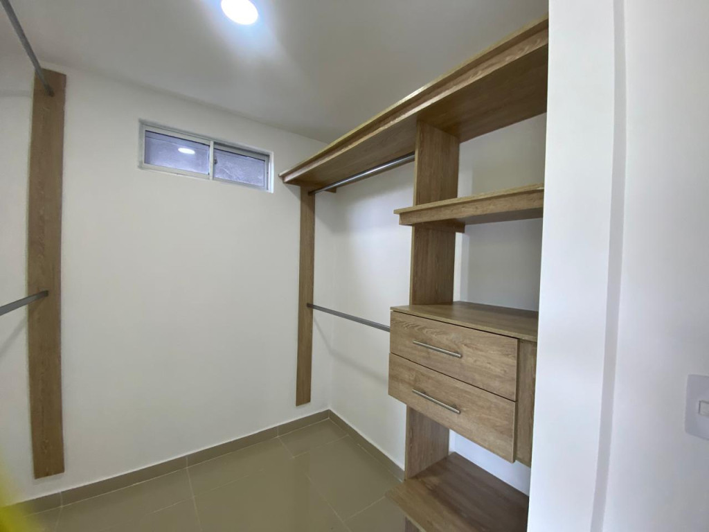 Apartamento en venta en Urbanizacion Los Corales, Barranquilla · foto 5 de 9