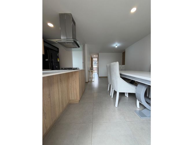 Apartamento de 3 alcobas en venta en San Antonio De Pereira, Rionegro, 71 m² · foto 7 de 14