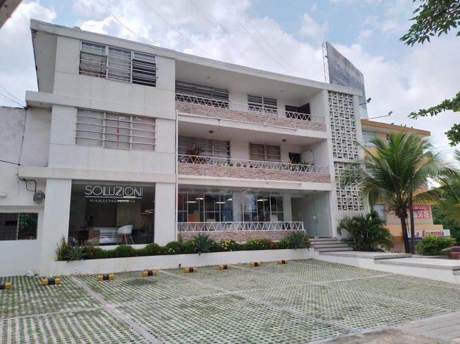 Edificio en venta en Altos Del Prado, Barranquilla, 2016 m² · foto 2 de 2