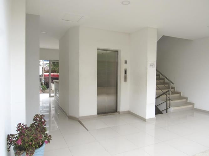 Edificio en venta en La Concepcion, Barranquilla, 1400 m² · foto 3 de 5