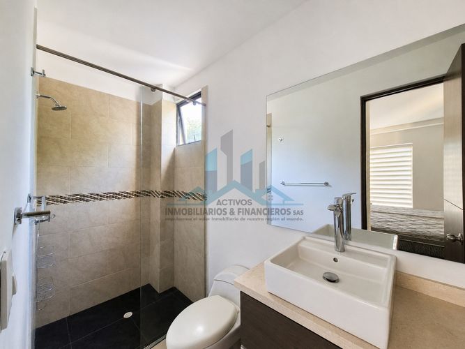 Casa de 4 alcobas en venta en Ricaurte, 183 m² · foto 14 de 24
