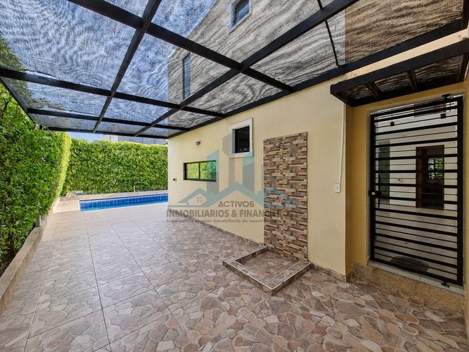Casa de 4 alcobas en venta en Ricaurte, 183 m² · foto 4 de 24