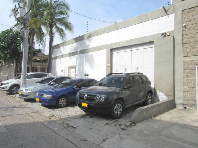 Oficina en arriendo en Abajo, Barranquilla, 400 m² · foto 3 de 9