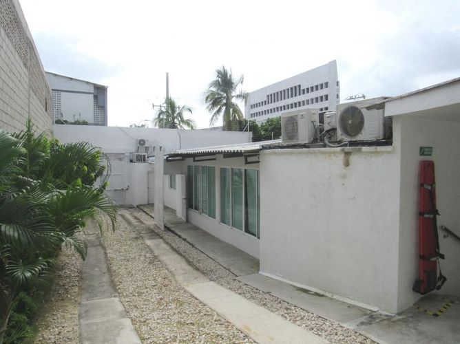 Oficina en arriendo en Abajo, Barranquilla, 400 m² · foto 6 de 9
