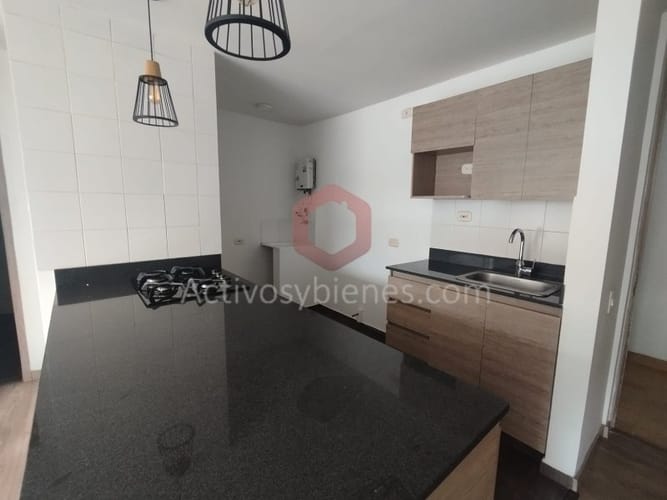 Apartamento de 2 alcobas en arriendo en Monteazul, Sabaneta, 76 m² · foto 3 de 13