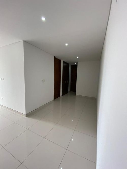 Apartamento de 2 alcobas en venta en Solaire, Barranquilla, 94 m² · foto 2 de 21