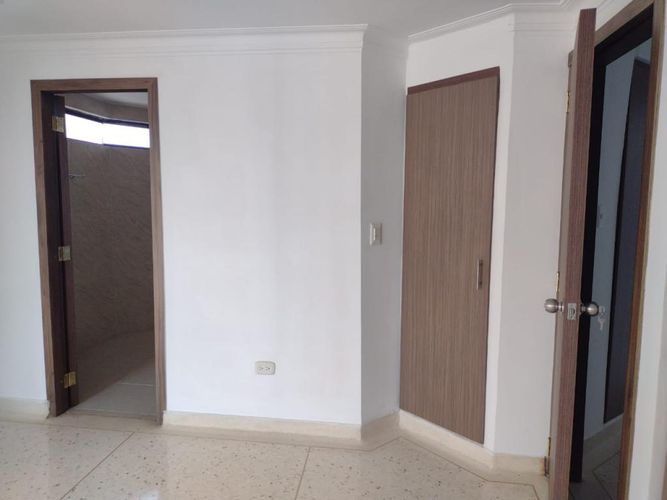 Apartamento de 2 alcobas en venta en Altos Del Prado, Barranquilla, 130 m² · foto 5 de 21