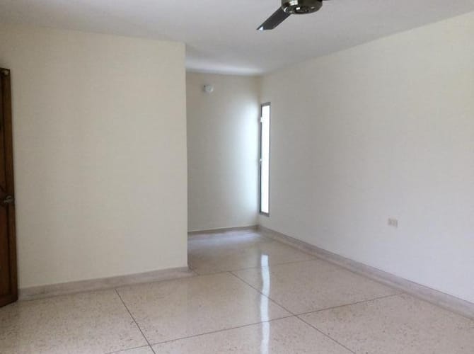 Casa de 5 alcobas en venta en Villa Santos, Barranquilla, 438 m² · foto 5 de 6