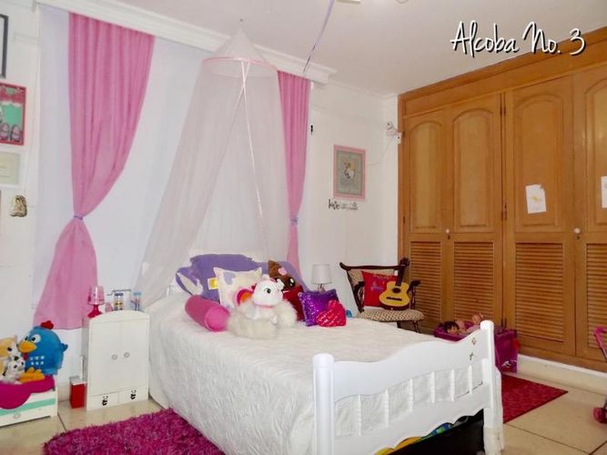 Apartamento de 3 alcobas en venta en Altos Del Prado, Barranquilla, 210 m² · foto 9 de 11