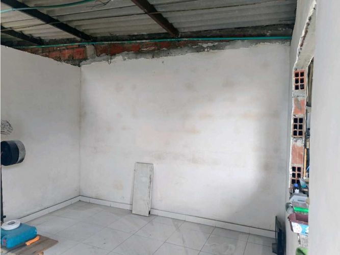 Casa de 6 alcobas en venta en Ciudad Cordoba, Cali, 200 m² · foto 13 de 14