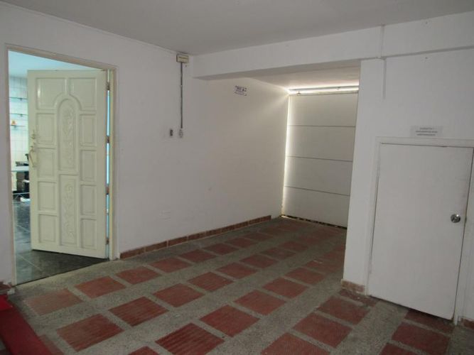 Oficina en arriendo en Ciudad Jardin, Barranquilla, 274 m² · foto 5 de 9