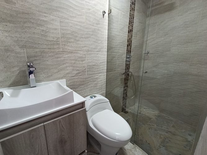 Apartamento de 3 alcobas en arriendo en La Almeria, Medellín, 130 m² · foto 18 de 20