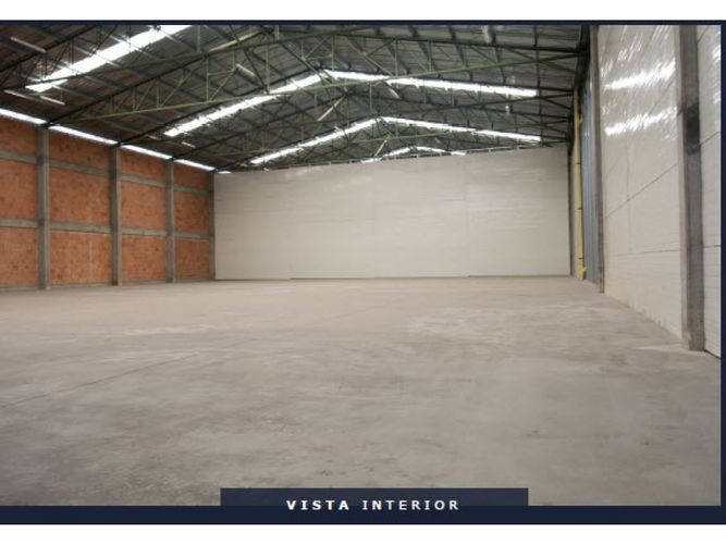 Bodega en arriendo en Echavarria, Madrid, 1600 m² · foto 6 de 10