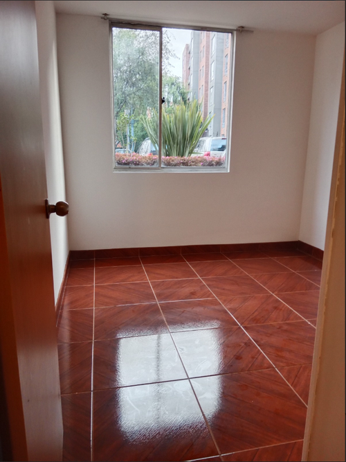 Apartamento de 3 alcobas en venta en Portales Del Norte, Bogotá, 68 m² · foto 4 de 11
