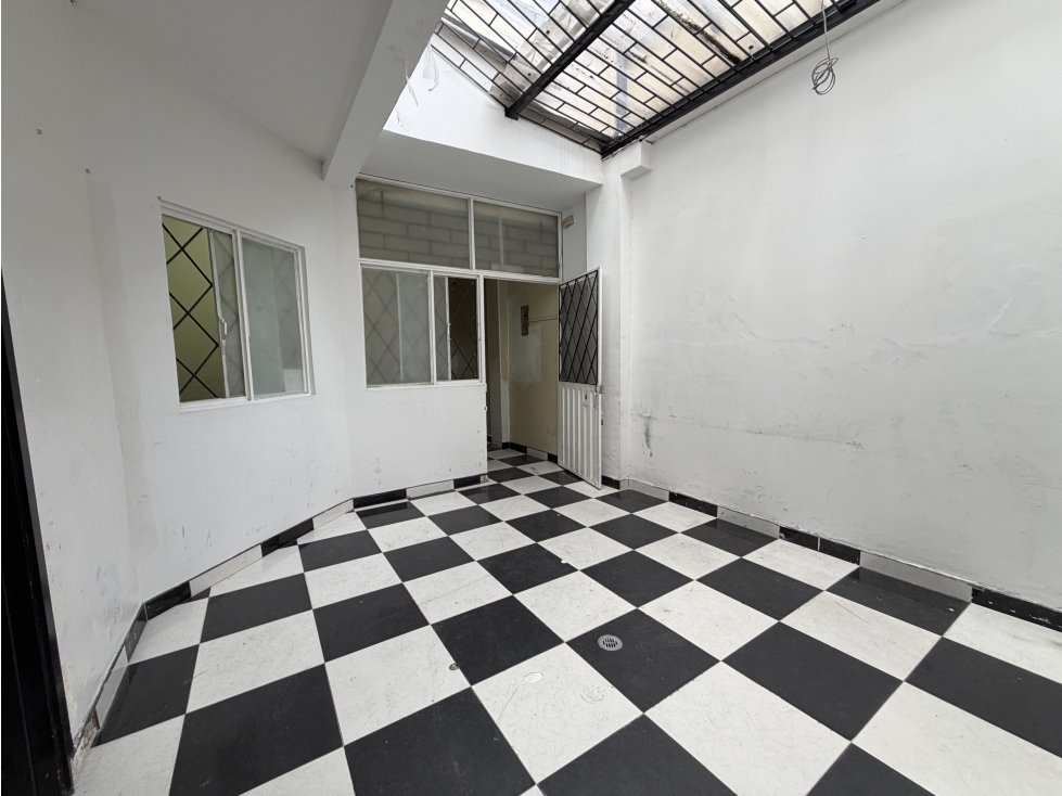 Casa en venta en Siete De Agosto, Bogotá · foto 4 de 24