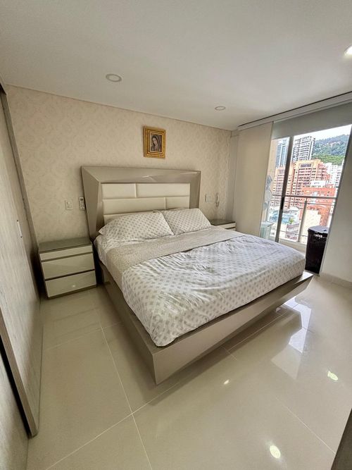 Apartamento de 3 alcobas en venta en Cabecera Del Llano, Bucaramanga, 93 m² · foto 11 de 16