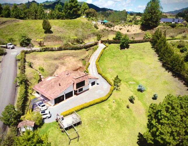 Casa de 4 alcobas en venta en El Carmen, El Retiro, 325 m² · foto 22 de 24