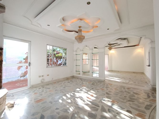 Casa de 4 alcobas en venta en Santander, Villa del Rosario, 221 m² · foto 3 de 24
