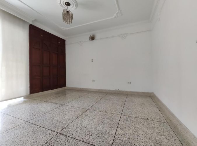 Casa de 7 alcobas en venta en Villa Antigua, Villa del Rosario, 446 m² · foto 11 de 24