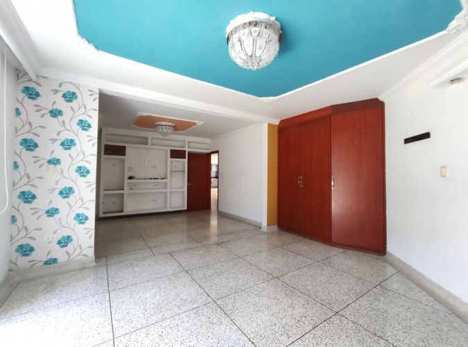 Casa de 7 alcobas en venta en Villa Antigua, Villa del Rosario, 446 m² · foto 15 de 24