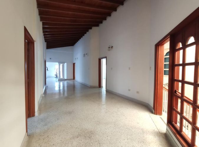 Casa de 7 alcobas en venta en Villa Antigua, Villa del Rosario, 446 m² · foto 16 de 24