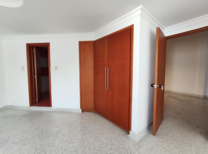 Casa de 7 alcobas en venta en Villa Antigua, Villa del Rosario, 446 m² · foto 23 de 24