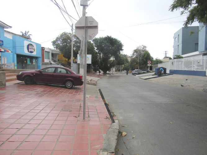 Edificio en venta en Ciudad Jardin, Barranquilla, 416 m² · foto 2 de 4