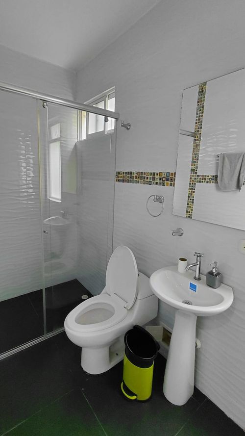 Casa de 5 alcobas en venta en Limoncitos, Ricaurte, 634 m² · foto 7 de 19