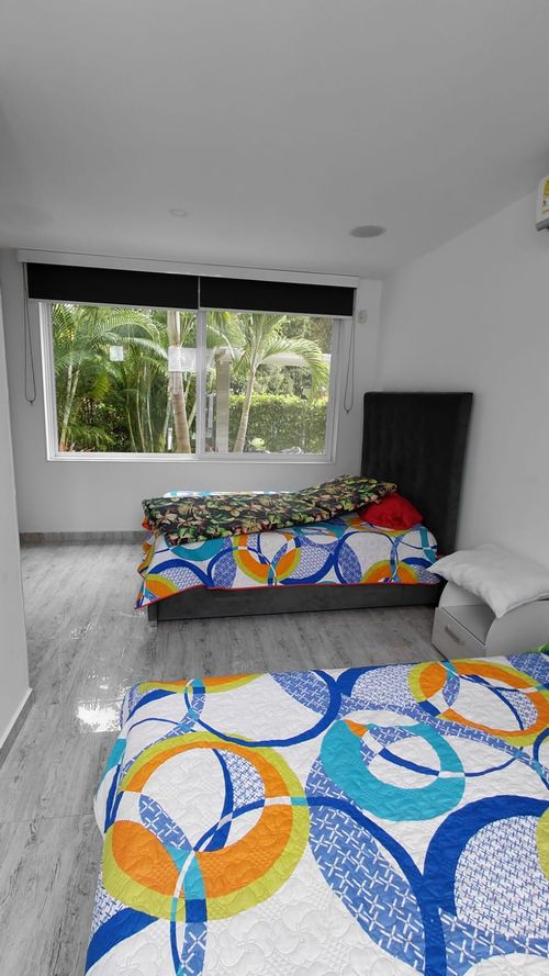 Casa de 5 alcobas en venta en Limoncitos, Ricaurte, 634 m² · foto 13 de 19
