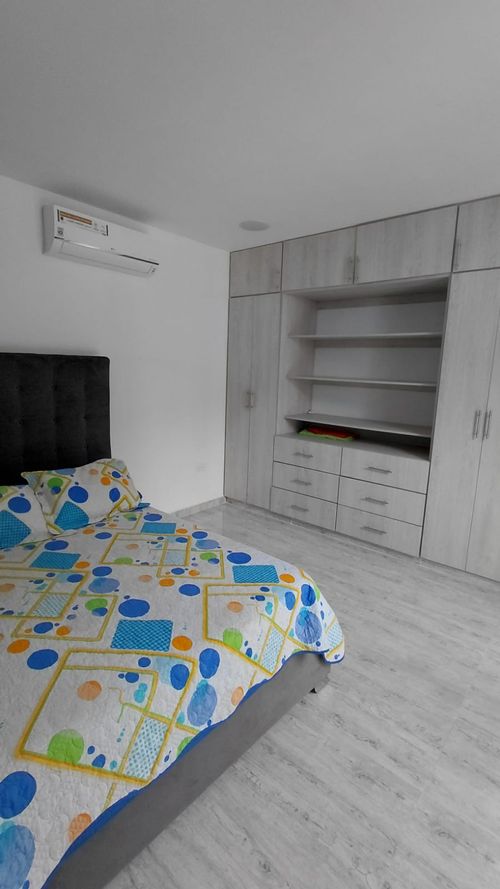 Casa de 5 alcobas en venta en Limoncitos, Ricaurte, 634 m² · foto 14 de 19