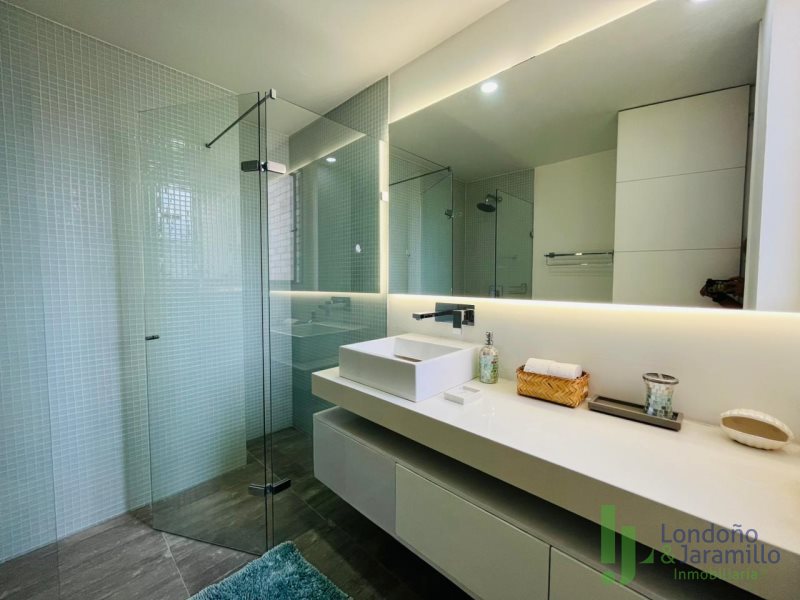 Apartamento en arriendo en El Poblado, Medellín · foto 9 de 16
