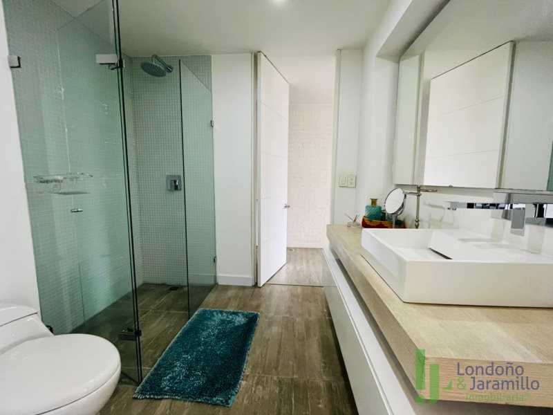 Apartamento en arriendo en El Poblado, Medellín · foto 15 de 16