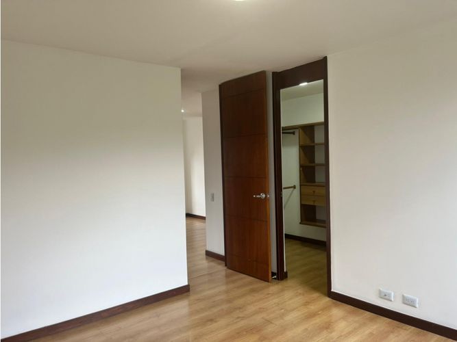 Apartamento de 2 alcobas en venta en El Tesoro, Medellín, 106 m² · foto 21 de 24