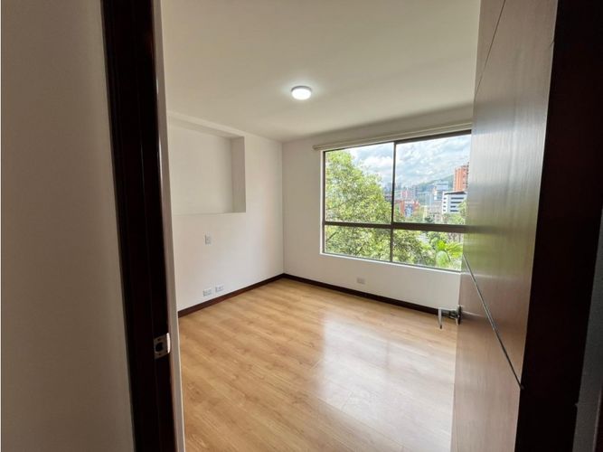 Apartamento de 2 alcobas en venta en El Tesoro, Medellín, 106 m² · foto 22 de 24