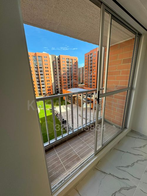 Apartamento de 3 alcobas en arriendo en Potrero Grande, Madrid, 60 m² · foto 21 de 24