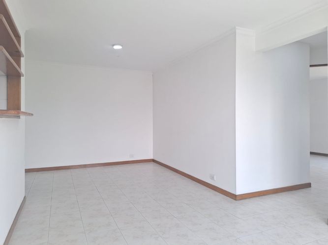 Apartamento de 2 alcobas en arriendo en El Poblado, Medellín, 82 m² · foto 5 de 17