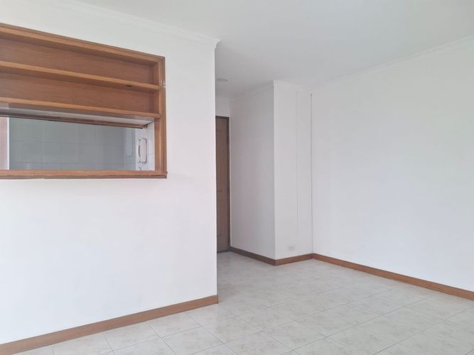 Apartamento de 2 alcobas en arriendo en El Poblado, Medellín, 82 m² · foto 4 de 17